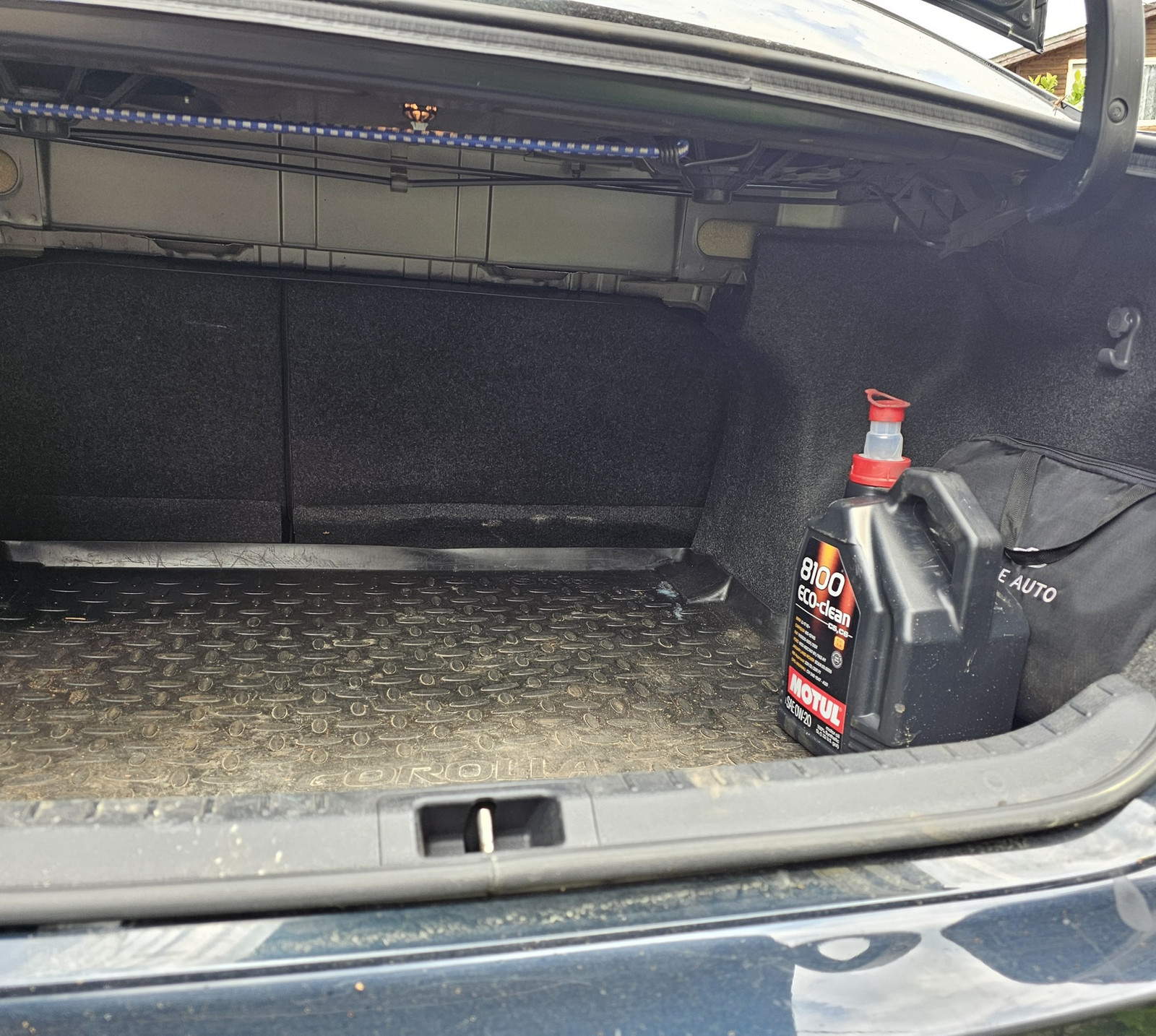 Toyota Corolla 2015, photo 8/8