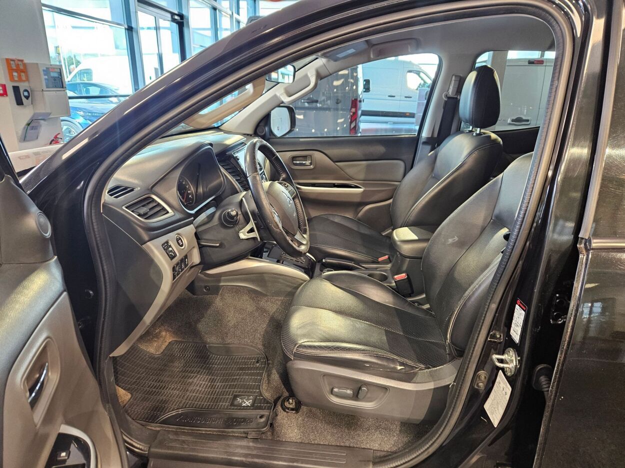 Mitsubishi L200 133kW 2016, kuva 6/14
