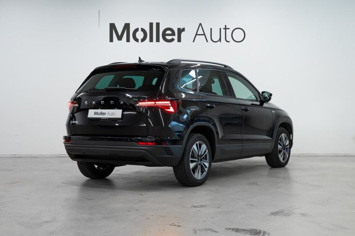Škoda Karoq 2022, photo 3/23