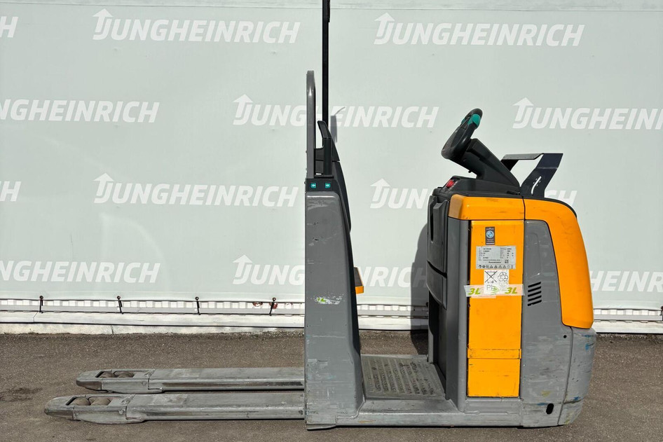 Jungheinrich ECE 220, 2.8 kW