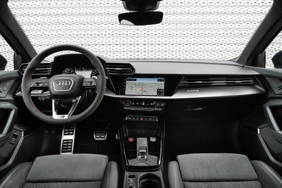 Audi RS3 2024, photo 6/10