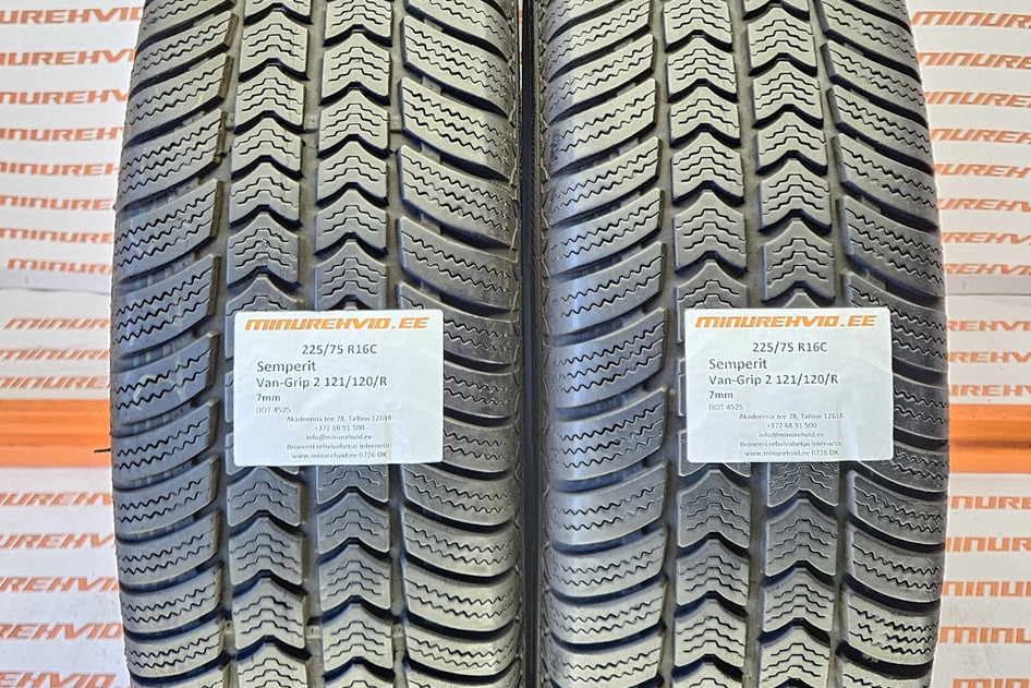 Used studless winter tire 225/75R16 Semperit Van-Grip 2 121/120/R