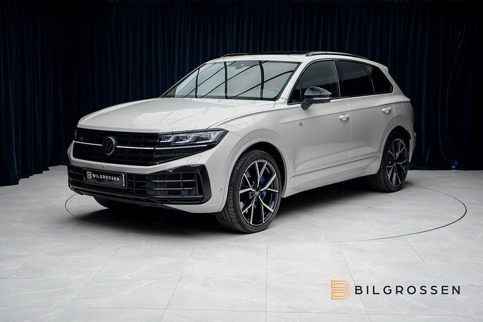 Volkswagen Touareg, 2025, 3.0, 340 kW, hybrid (petrol/electric), automatic, four-wheel drive