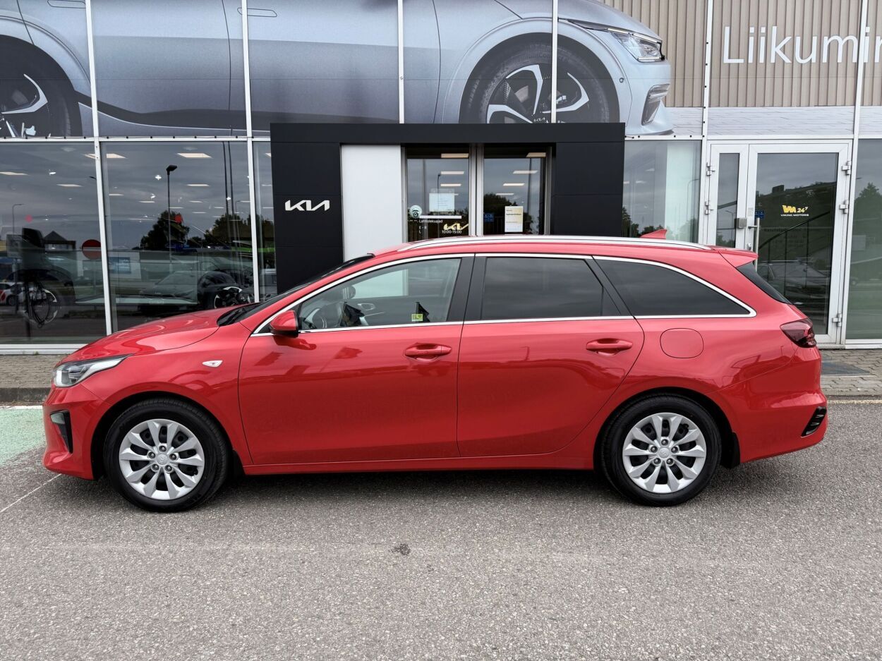 Kia cee'd Sportswagon 2021, photo 2/10