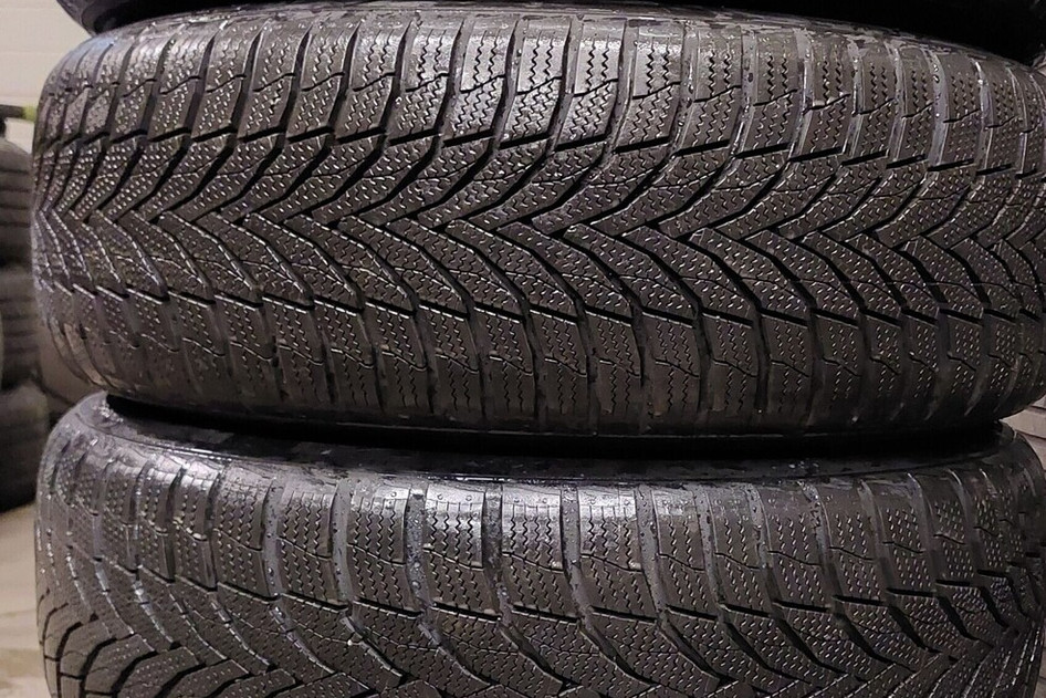 Подержанный нешипованная шина 235/55R19 Nexen 	Winguard Sport 2