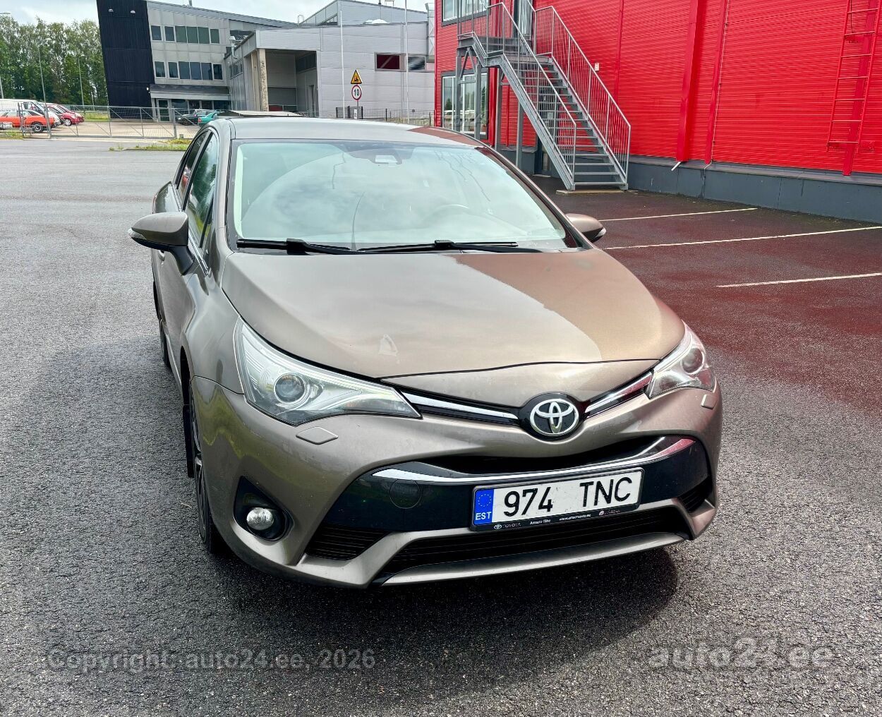 Toyota Avensis 2018, photo 2/5