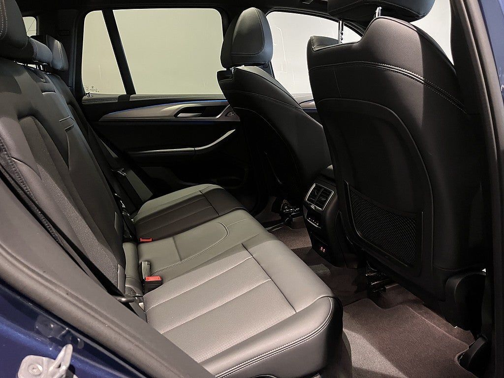 BMW iX3 2024, kuva 7/10