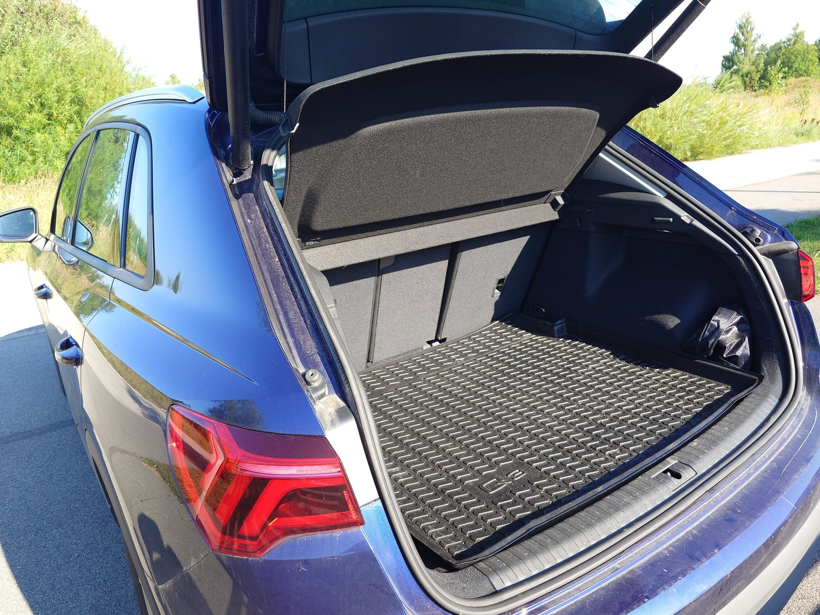 Audi Q3 2021, photo 5/7