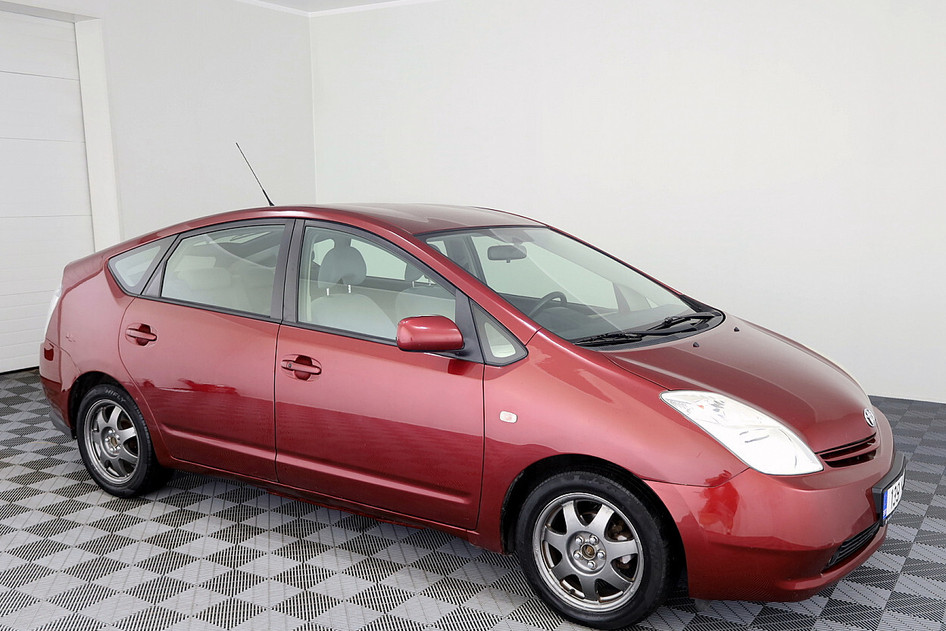 Toyota Prius, 2005, 1.5, 57 kW, hübriid (bensiin/elekter), automaat, esivedu