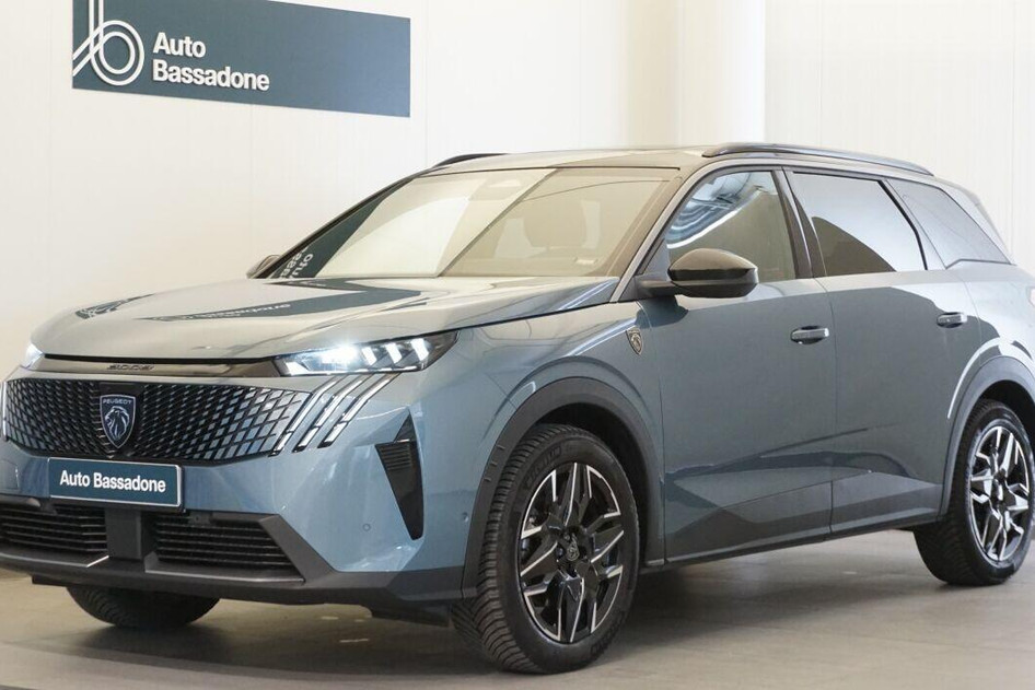 Peugeot 5008, 2024, 1.2, 100 kW, hibridas (benzinas/elektra), automatinė, priekiniai varomieji ratai