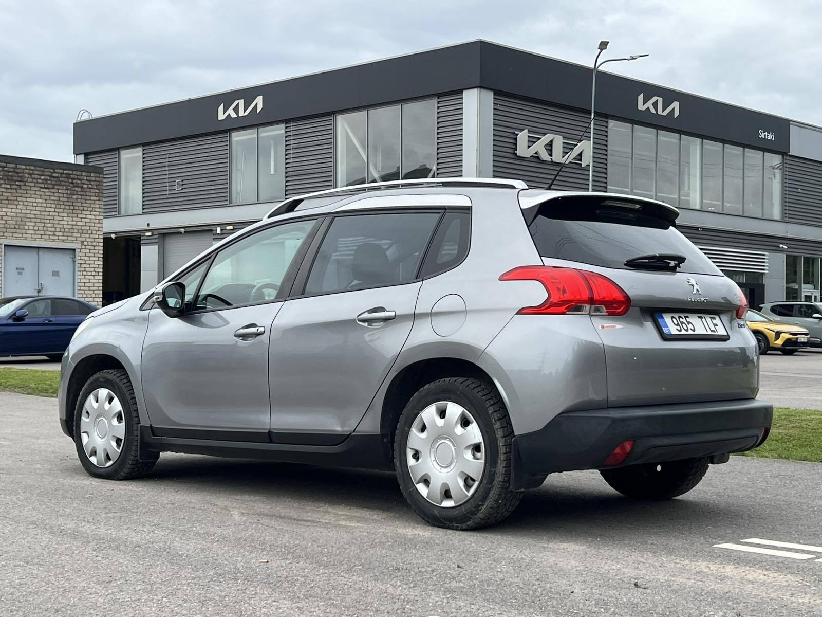 Peugeot 2008 2015, photo 6/10