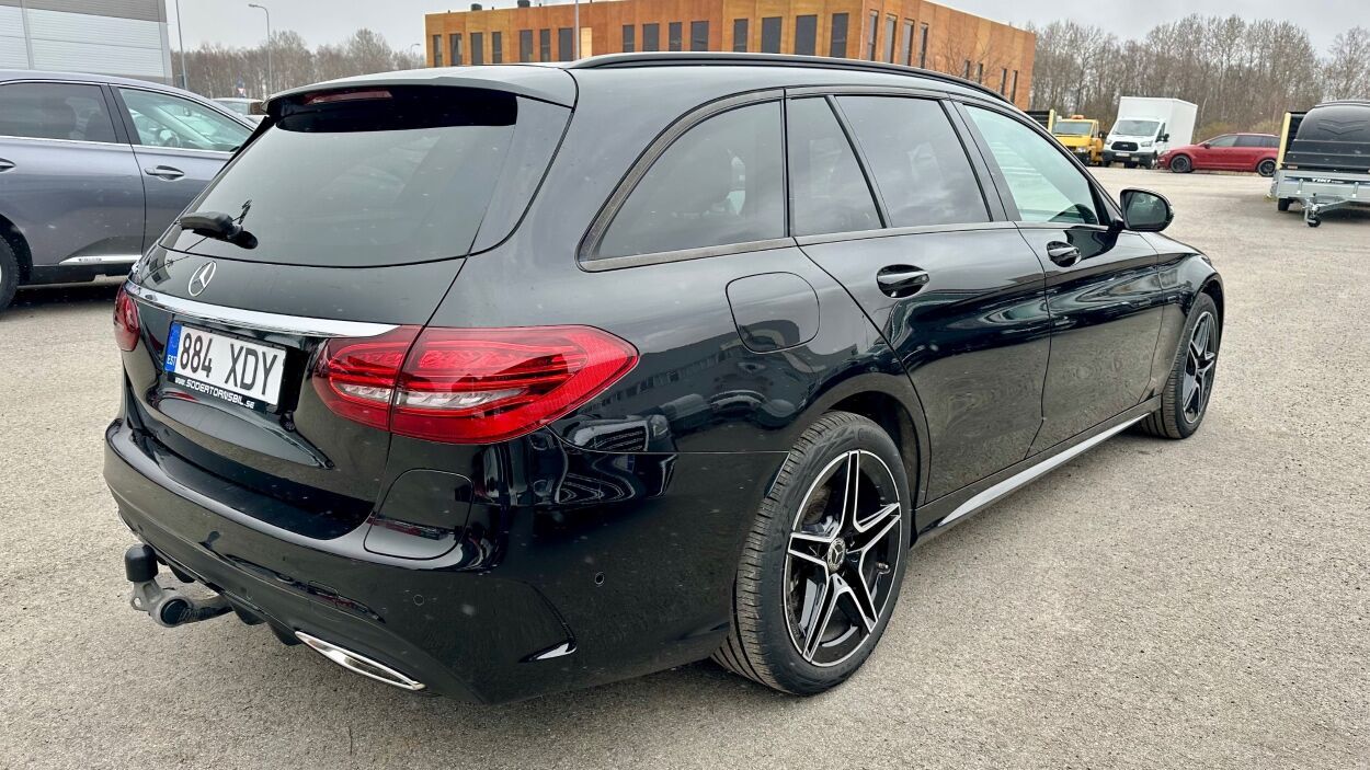 Mercedes-Benz C 300 2021, photo 6/32