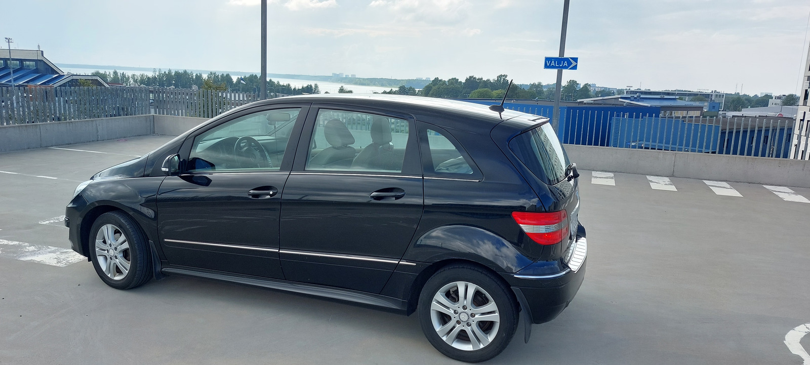 Mercedes-Benz B 180 2011, photo 5/10