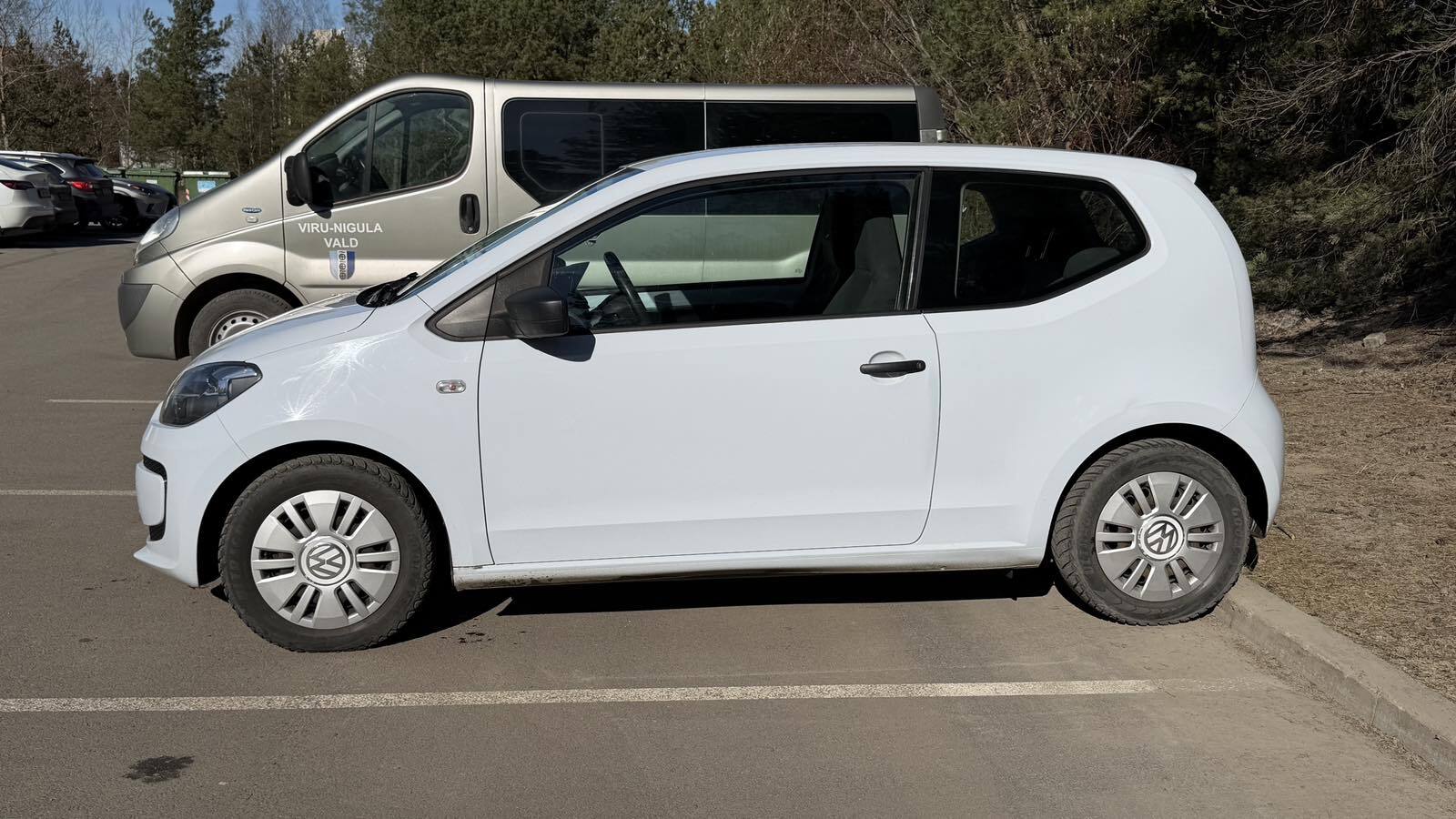 Volkswagen up! 2013, photo 4/10