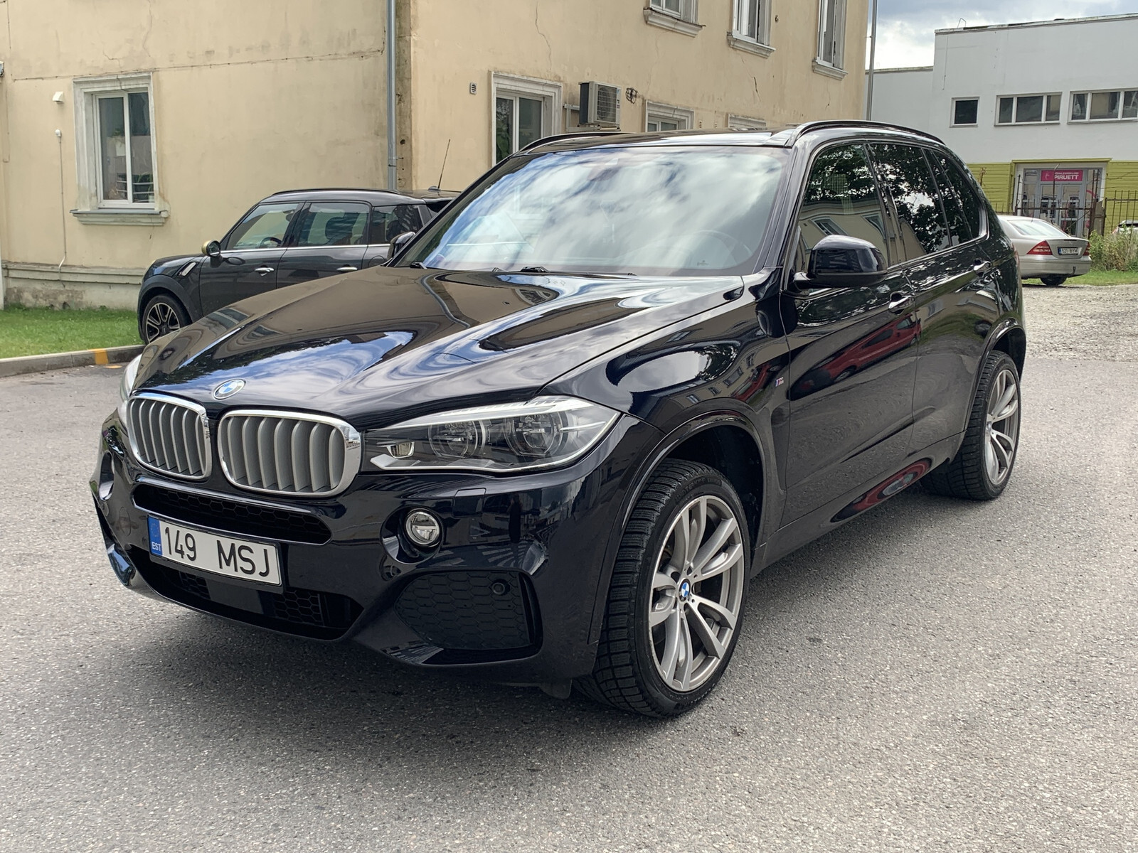 BMW X5 40d xDrive M-pakett 3.0 R6 230kW 2015, photo 5/16