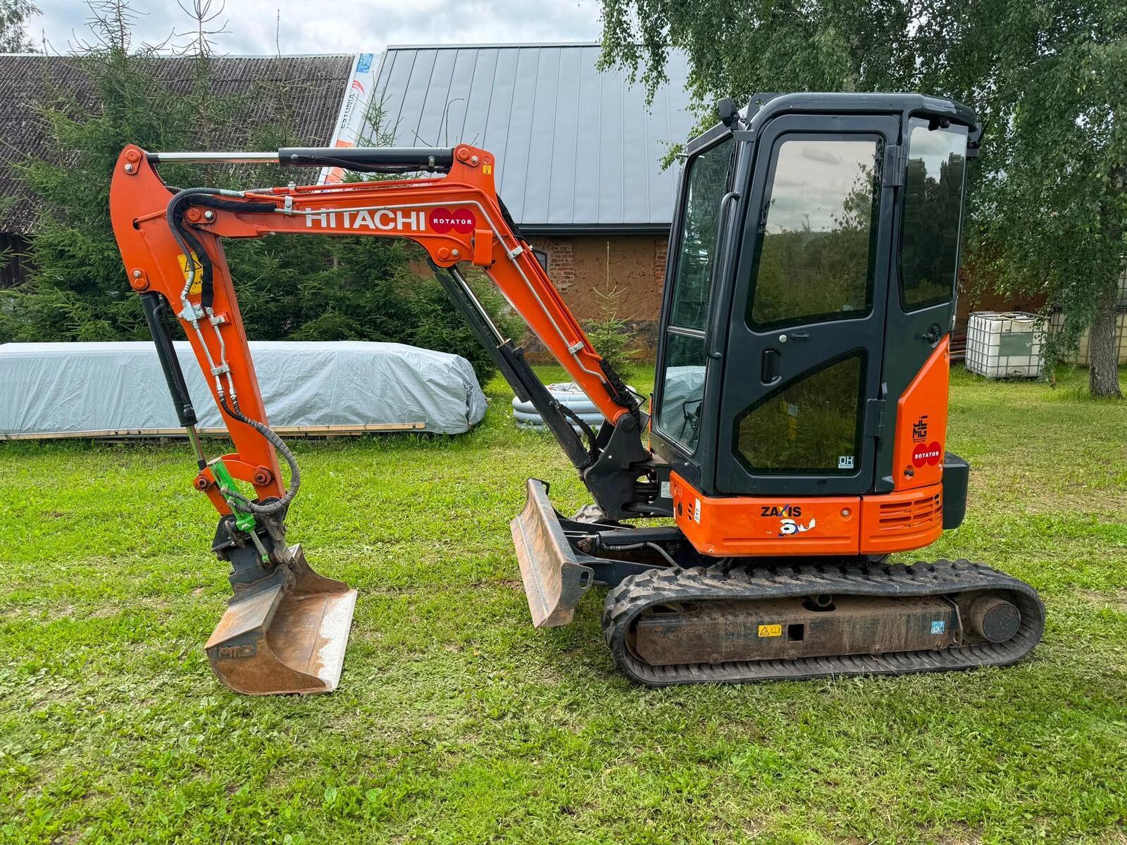 Hitachi ZX26U-6, kuva 2/26