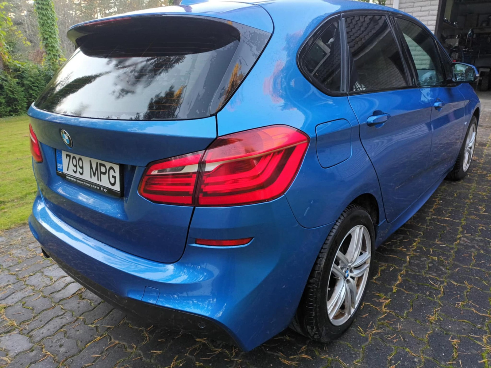BMW 218 Active Tourer 2015, photo 2/11