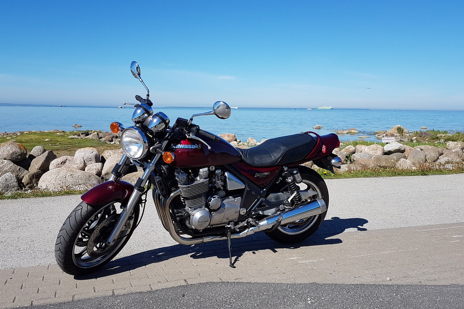 Kawasaki ZR 1100 ZEPHYR, 1993, 1.1, 68 kW, bensiin, manuaal, tagavedu