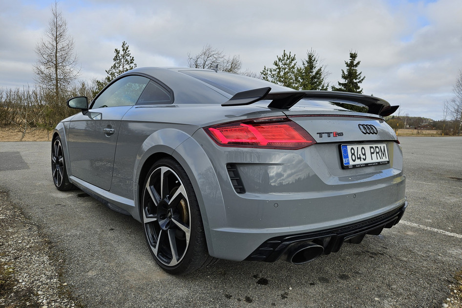 Audi TT RS, 2022, 2.5, 294 kW, benzinas, automatinė, visų varomųjų ratų pavara