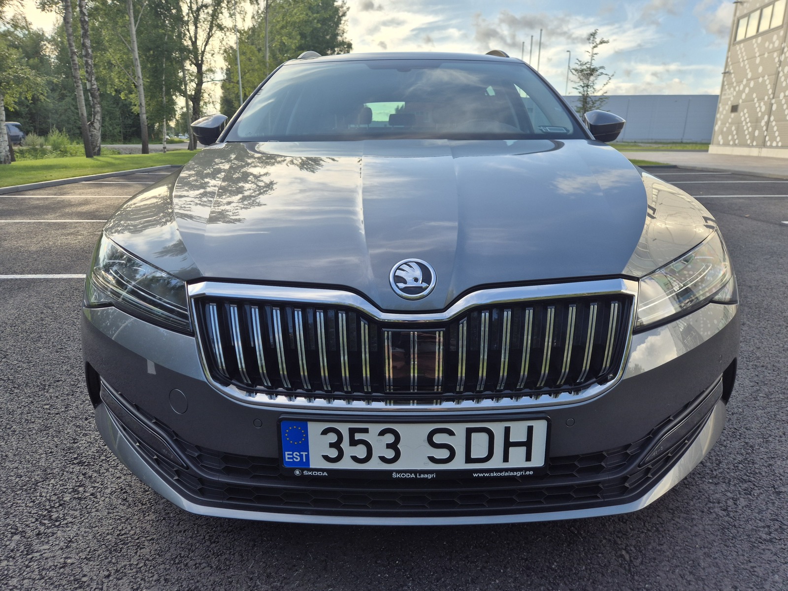 Škoda Superb 2022, kuva 2/10