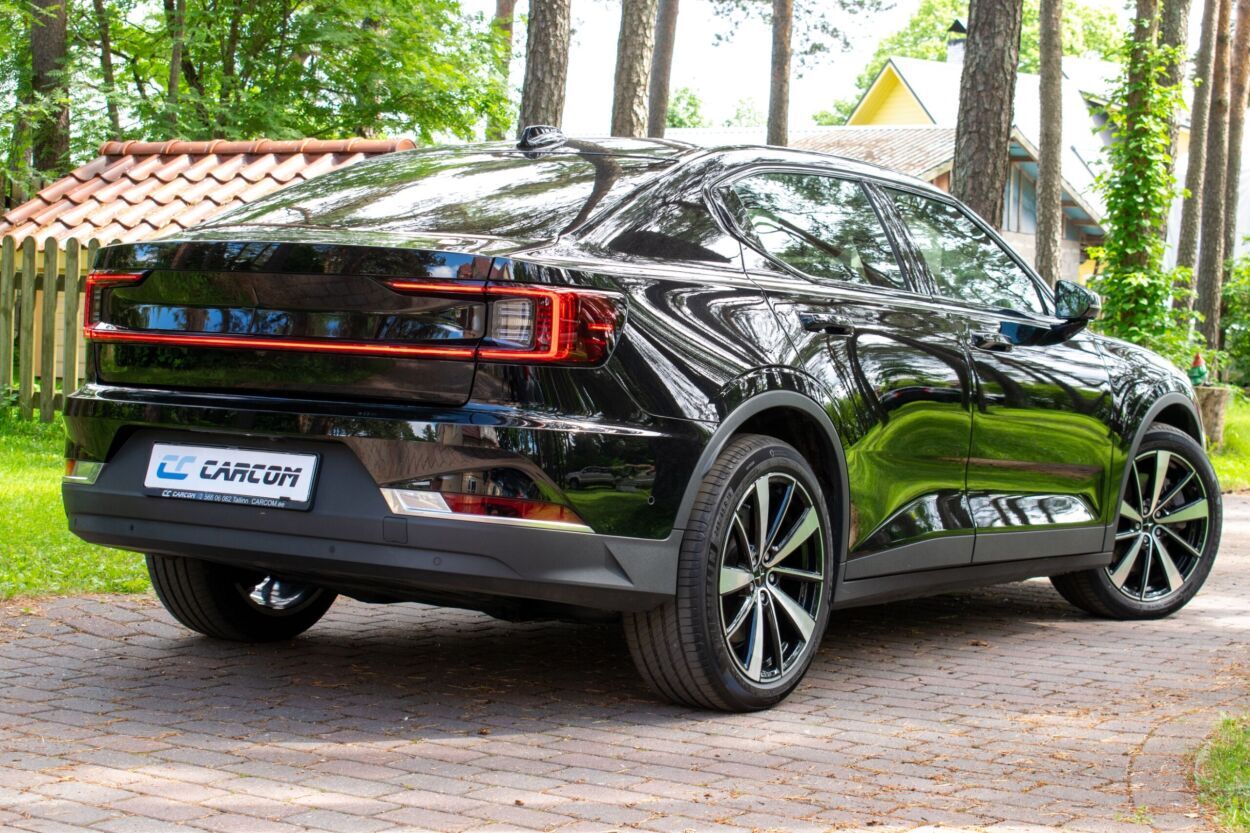 Polestar 2 2021, kuva 2/18
