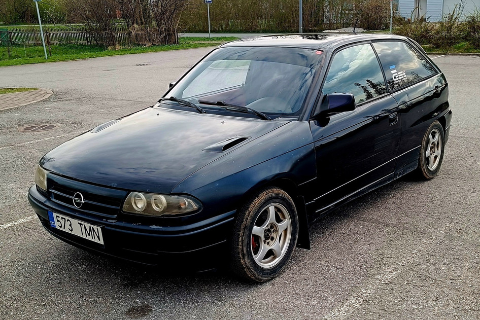 Opel Astra, 1992, 3.0, 155 kW, petrol, manual, front-wheel drive