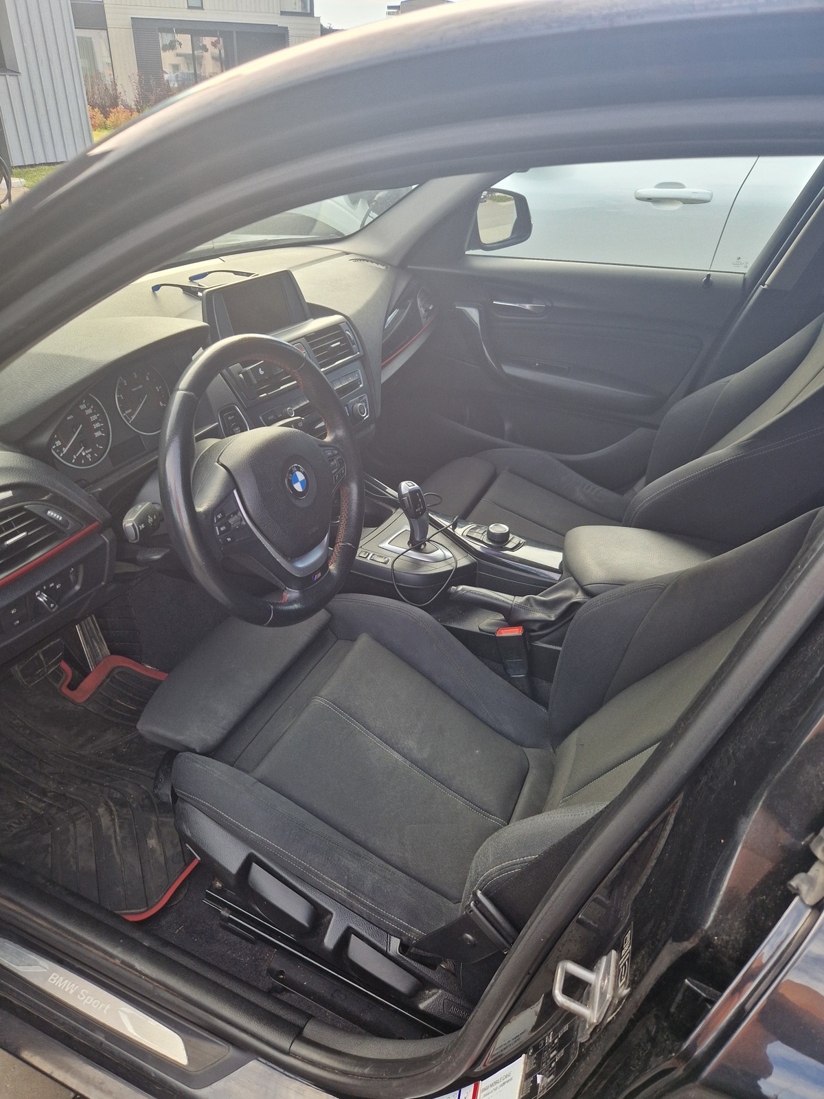 BMW 116 2013, kuva 7/8