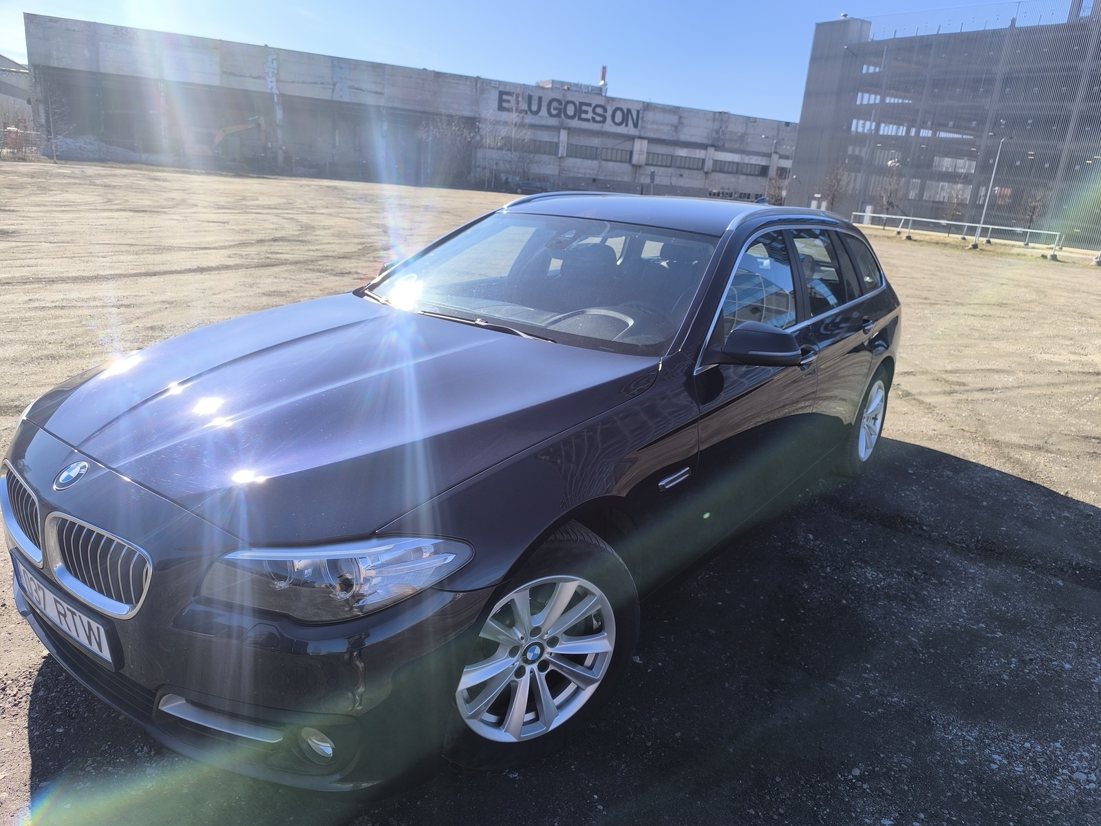BMW 520 2016, photo 2/27