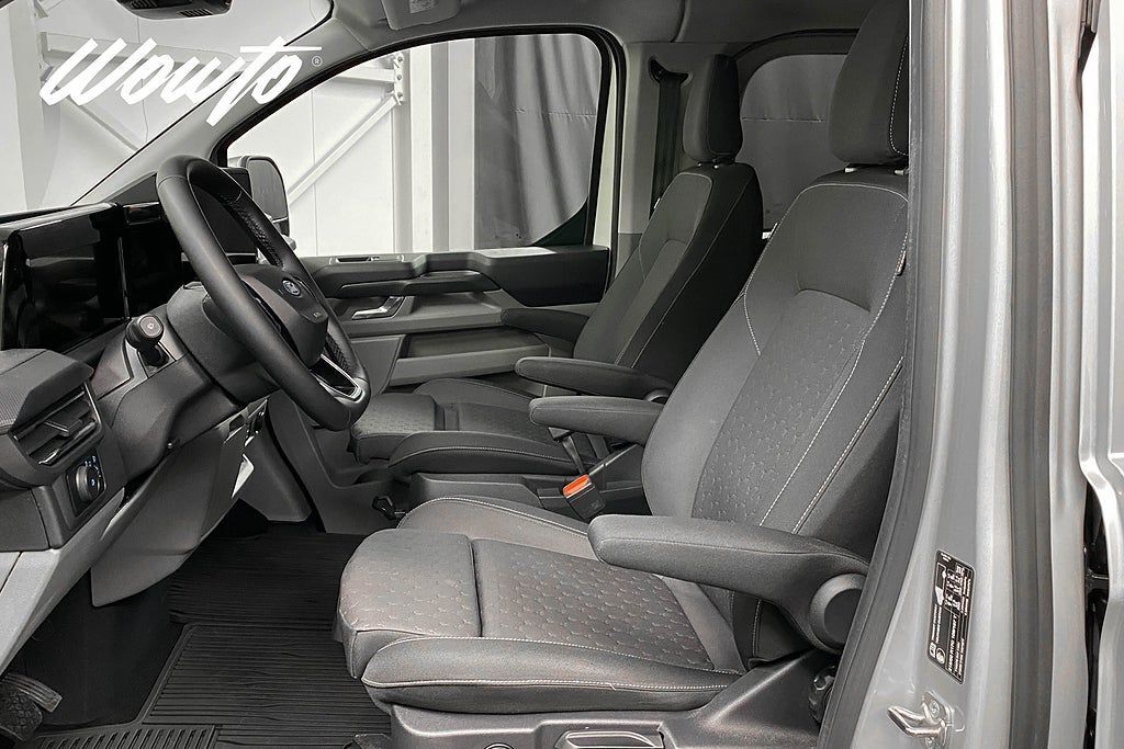 Ford Transit 2024, photo 7/28