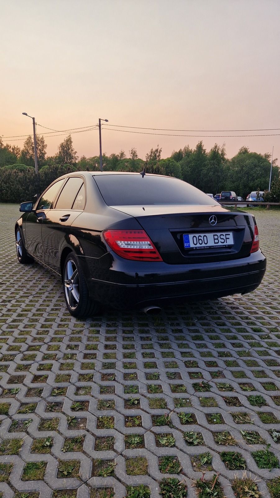 Mercedes-Benz C 180 2011, kuva 5/10