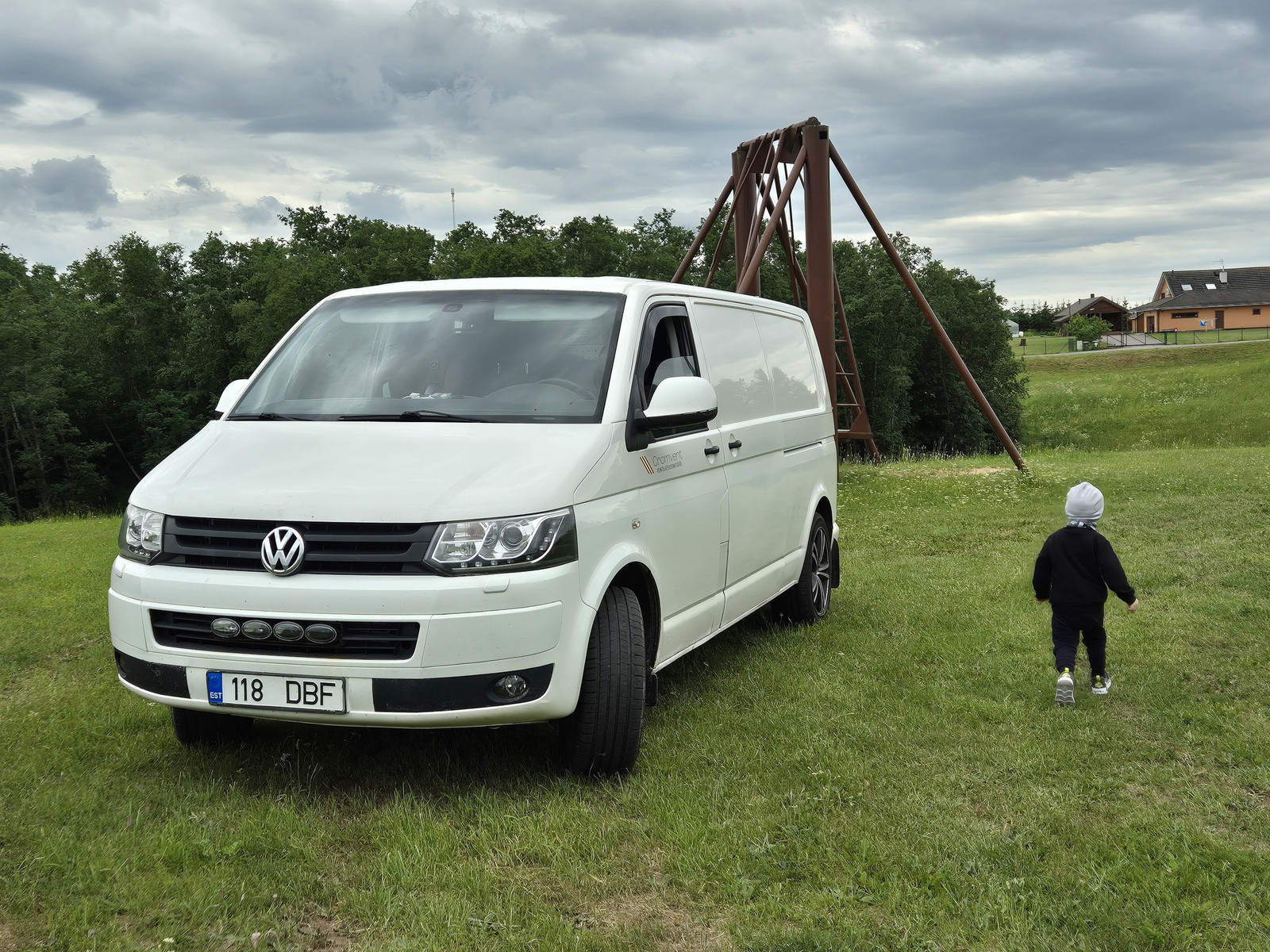 Volkswagen Transporter 2012, kuva 3/4