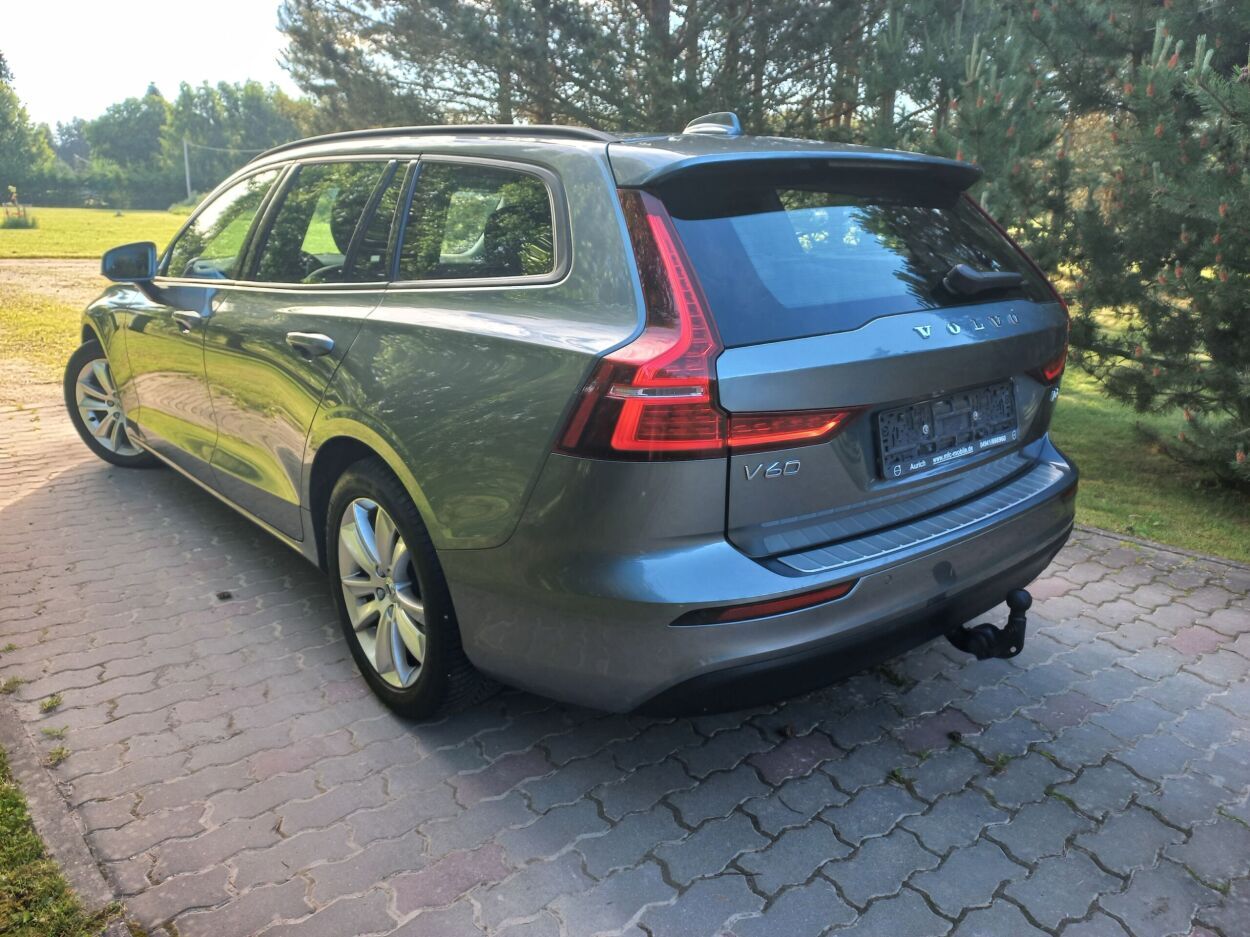 Volvo V60 2019, kuva 5/12