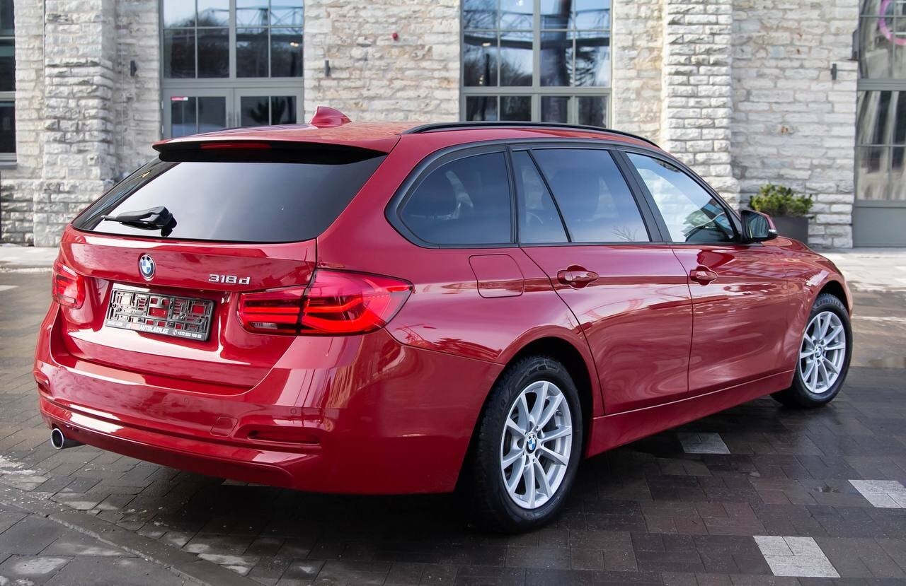 BMW 318 2017, kuva 2/9