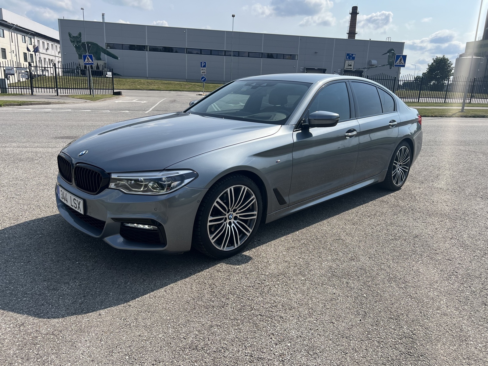 BMW 520 2017, photo 4/11