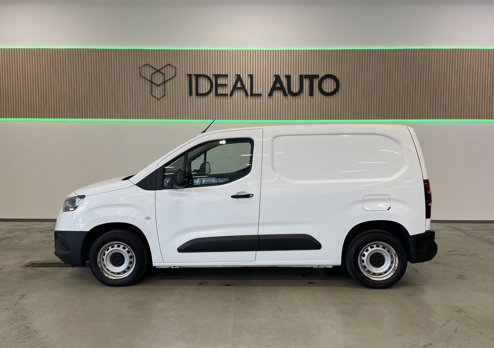 Toyota ProAce City 2021, photo 2/15