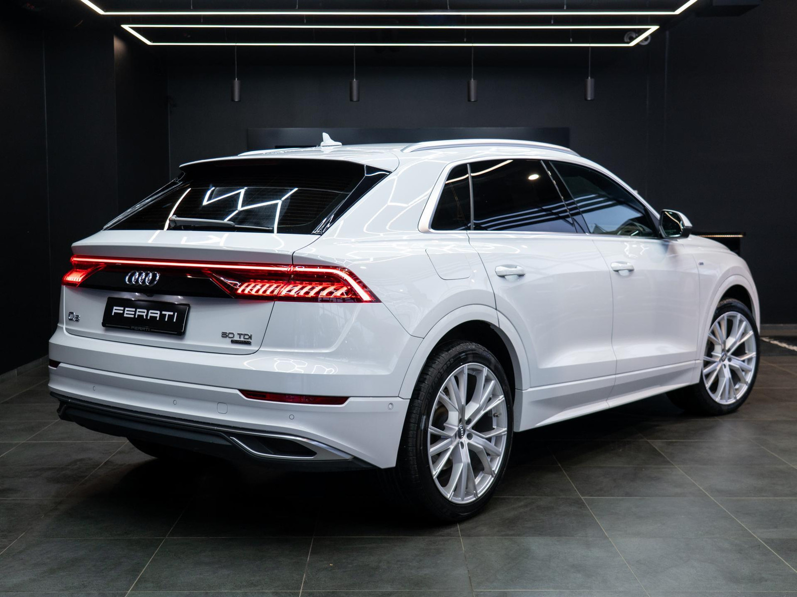 Audi Q8 2019, photo 2/17