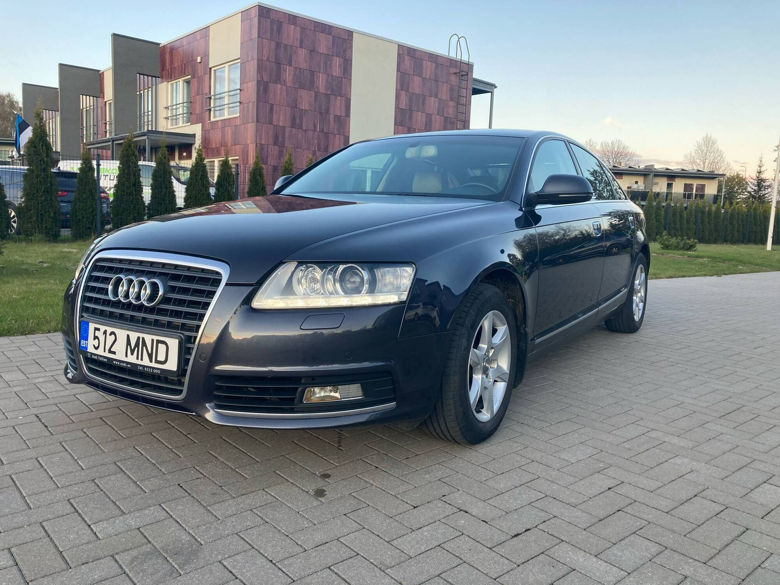 Audi A6 2010, photo 2/9