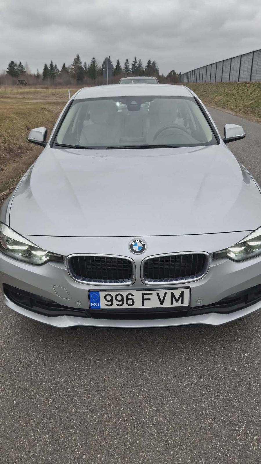 BMW 320 2017, kuva 5/9