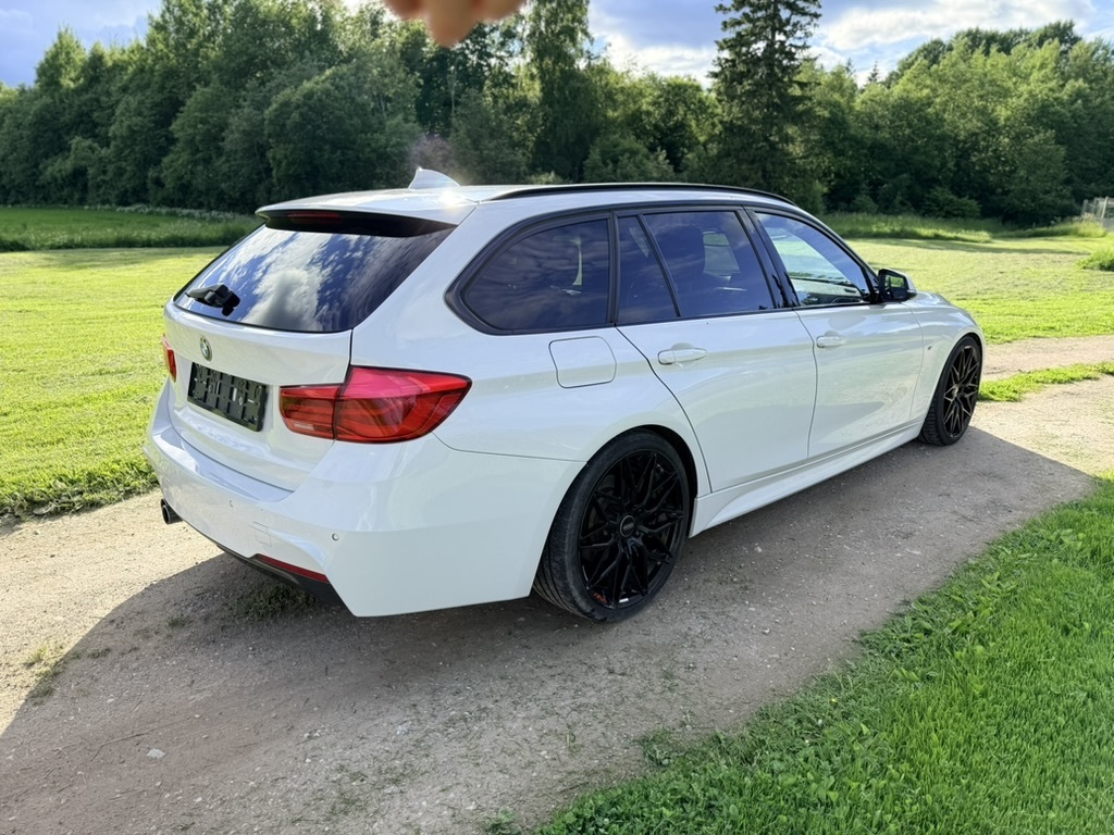 BMW 320 2016, photo 3/8