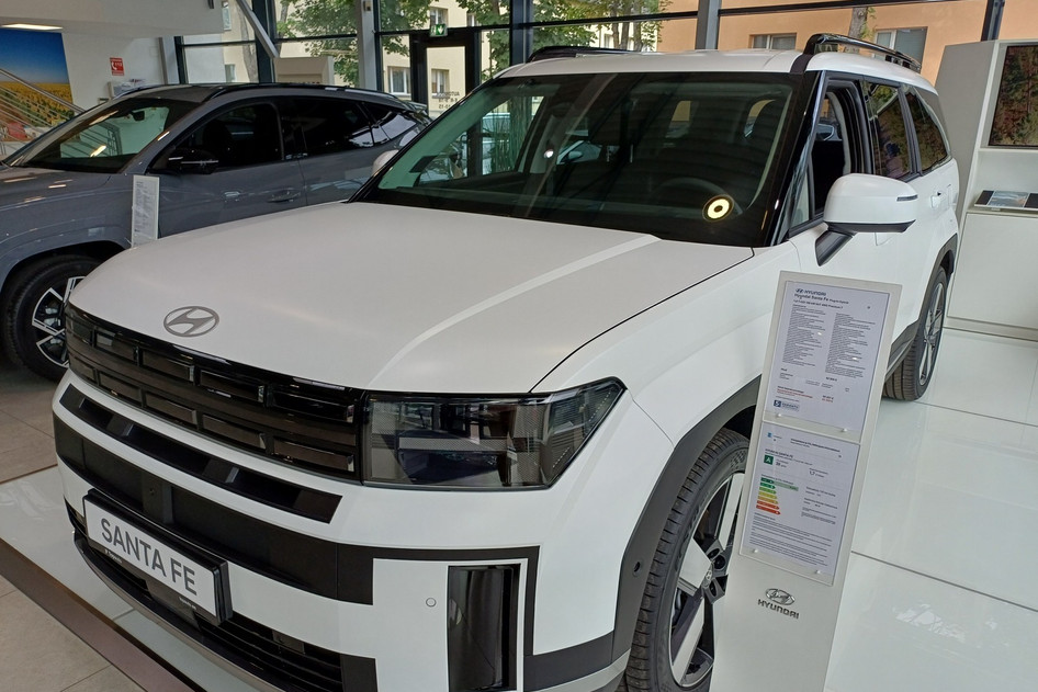 Hyundai Santa Fe, 2026, 1.6, 186 kW, plug-in hybrid (petrol/electric), automatic, all-wheel drive
