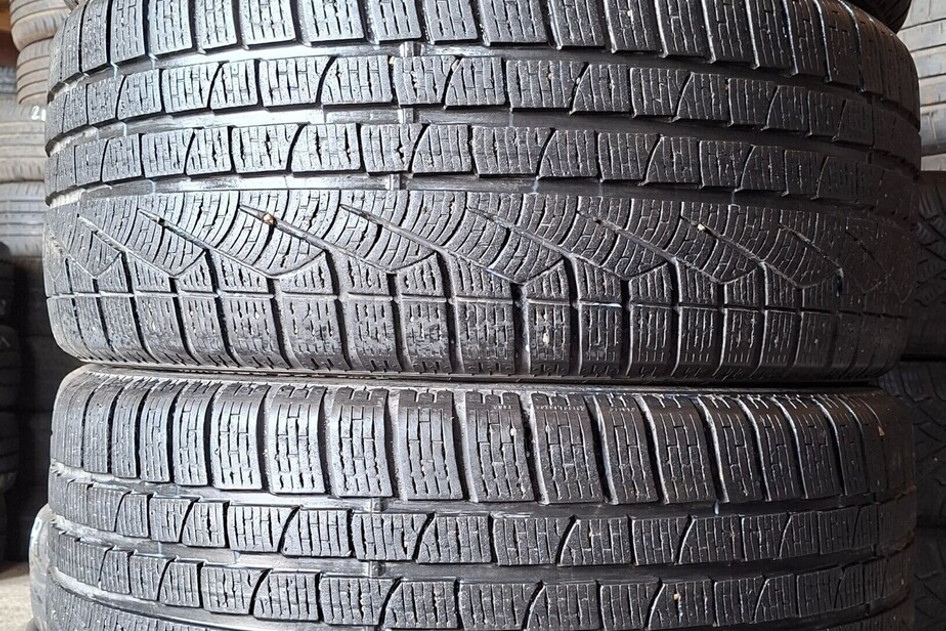 Подержанный нешипованная шина 265/35R20 Pirelli Sottozero Winter