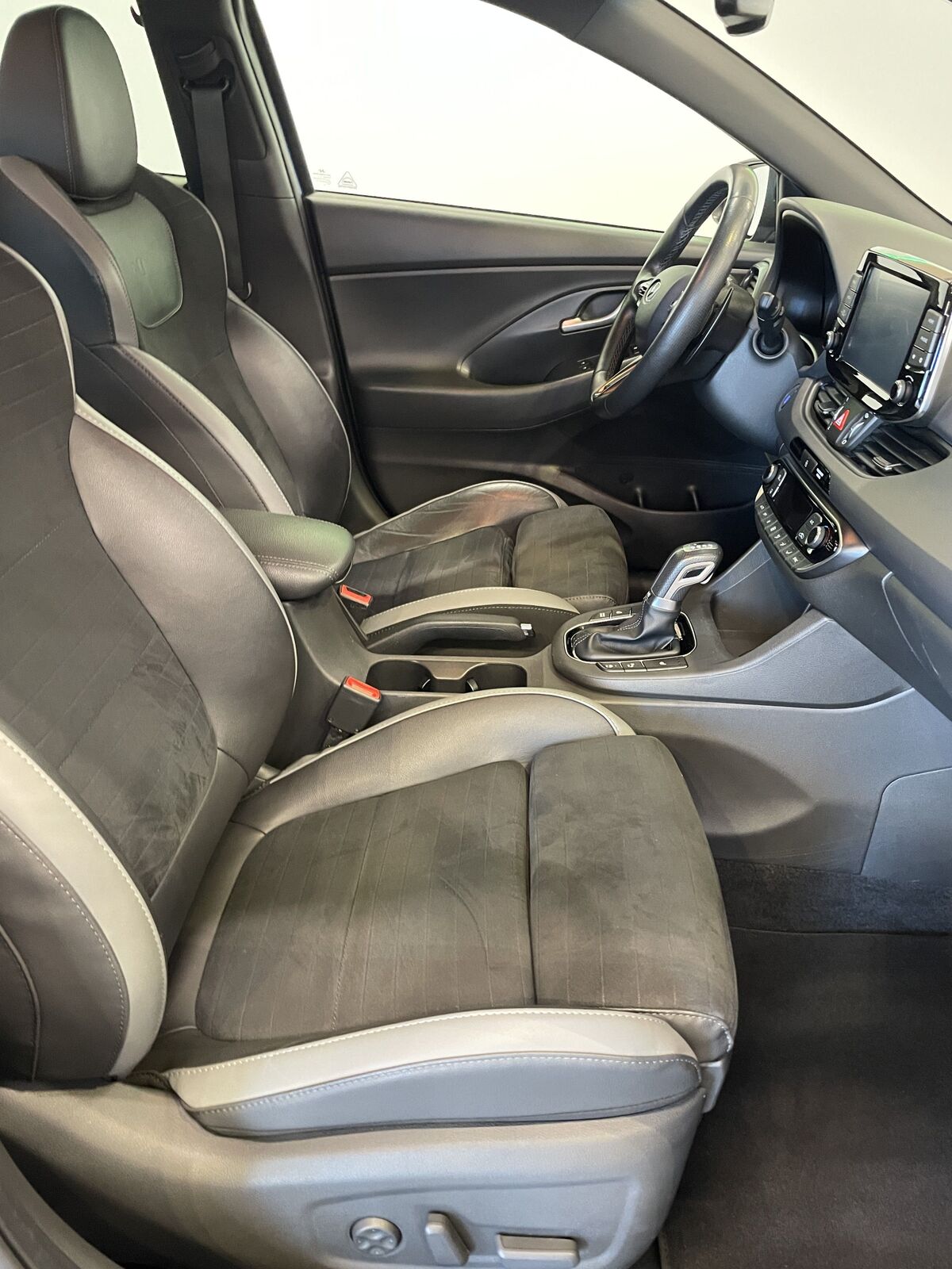 Hyundai i30 2021, photo 6/23