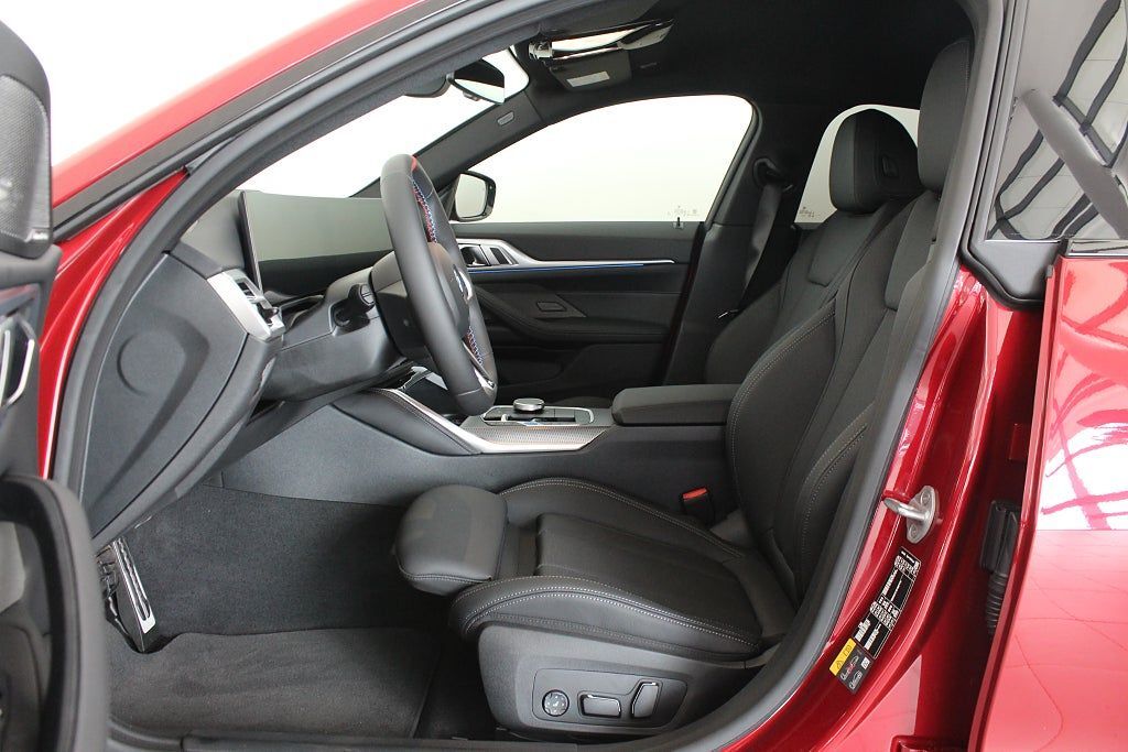 BMW i4 2024, kuva 5/18