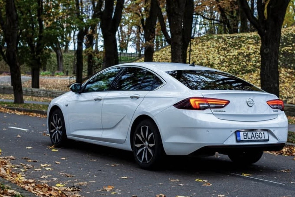 Opel Insignia, 2018, 1.5, 121 kW, petrol, automatic, front-wheel drive