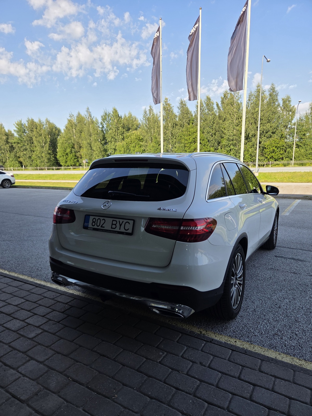 Mercedes-Benz GLC 250 2016, kuva 2/5