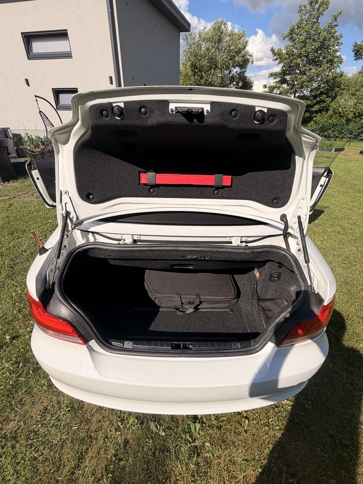 BMW 118 2013, kuva 6/9