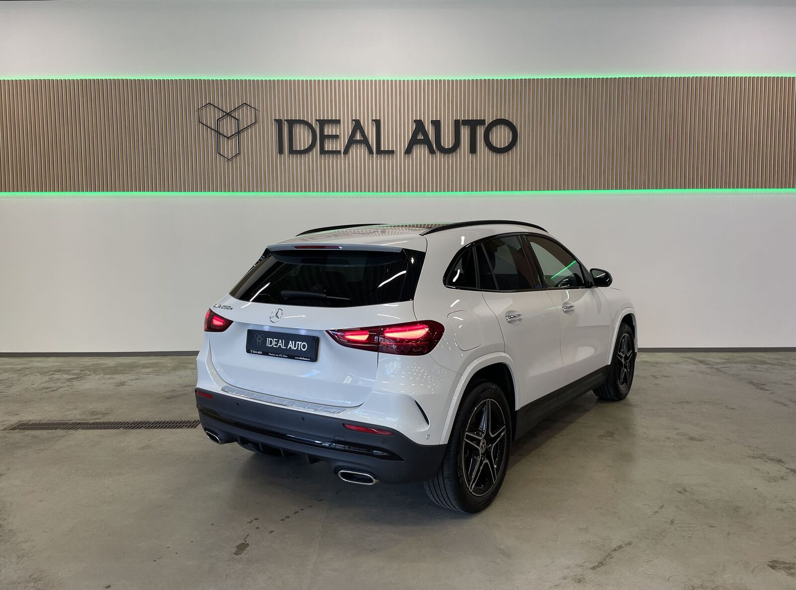 Mercedes-Benz GLA 250 2023, photo 4/10
