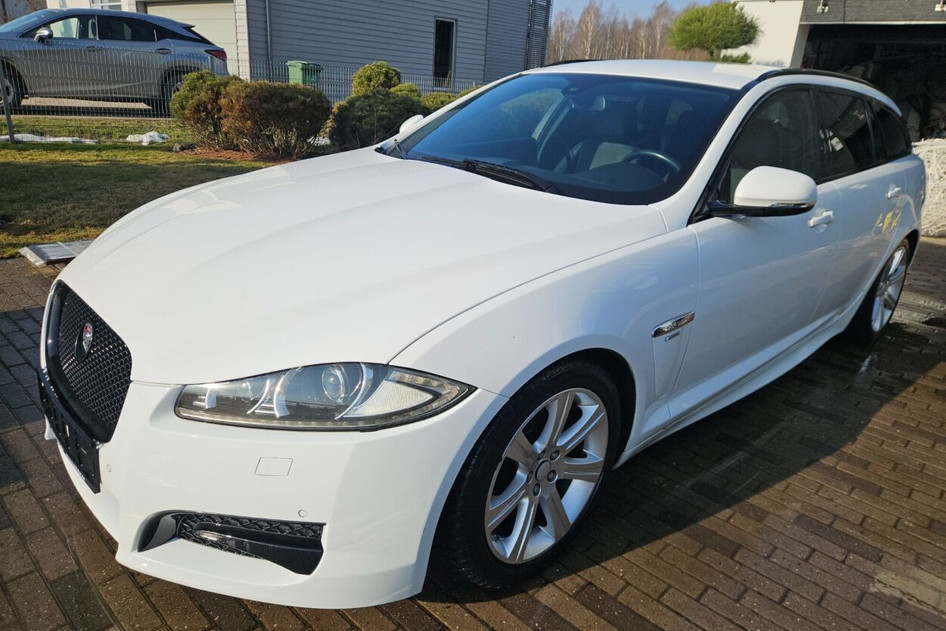 Jaguar XF, 2014, 2.2, 147 kW, дизель, автомат, задний привод