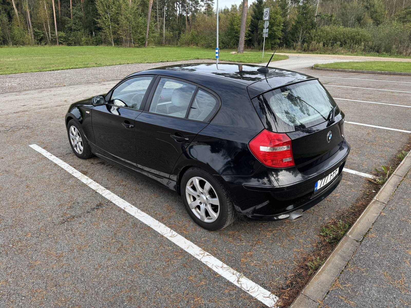 BMW 120 2009, kuva 6/16
