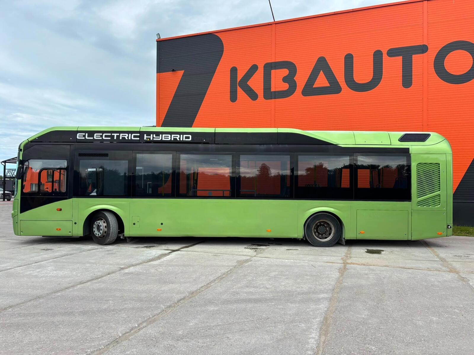 Volvo B5LHC 7900 4x2 2017, photo 5/26
